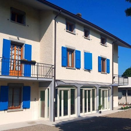 B&B Des Artistes Borzano Ngoại thất bức ảnh