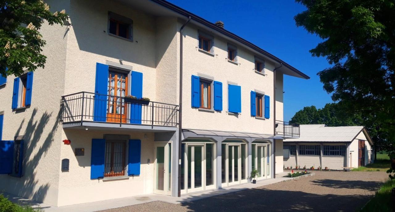 B&B Des Artistes Borzano Ngoại thất bức ảnh